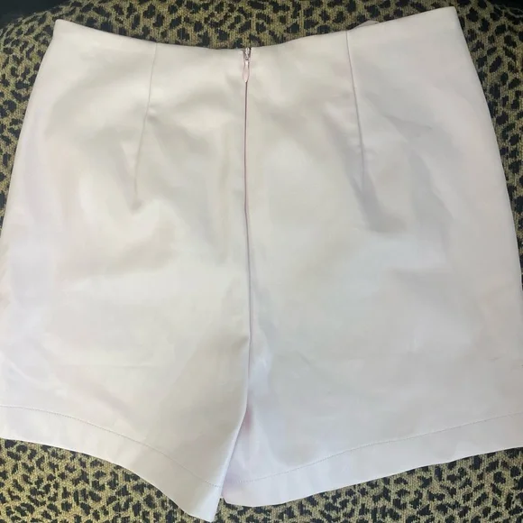 ALYA Elegant Faux Leather Light Pink Skort with Bow Detail - Picture 2 of 7